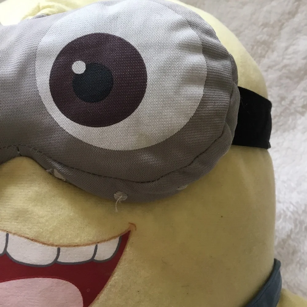 Despicable Me Yellow Minion Plush Stuffed Animal Toy - Picture 5 of 16